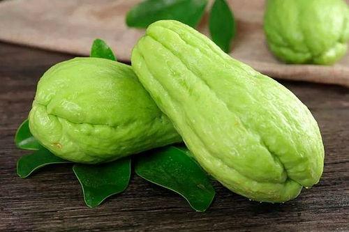 看別人吃佛手瓜,見(jiàn)證舌尖上的清新與甘甜