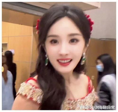 八點(diǎn)娛樂(lè)圈吃瓜爆料視頻,揭秘最新吃瓜爆料，明星幕后故事大公開(kāi)